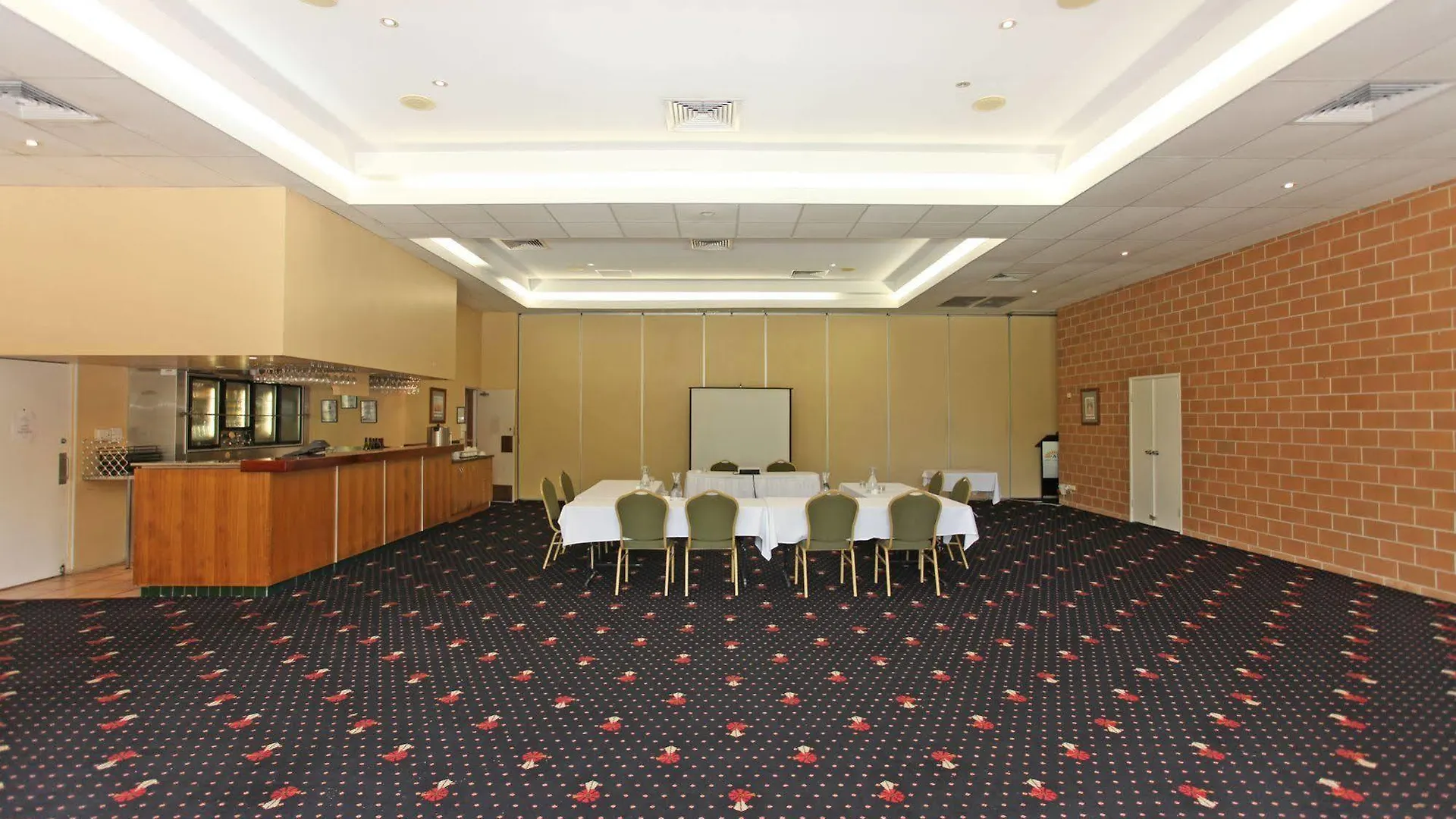 ****  Windmill Motel & Events Centre Mackay Australia